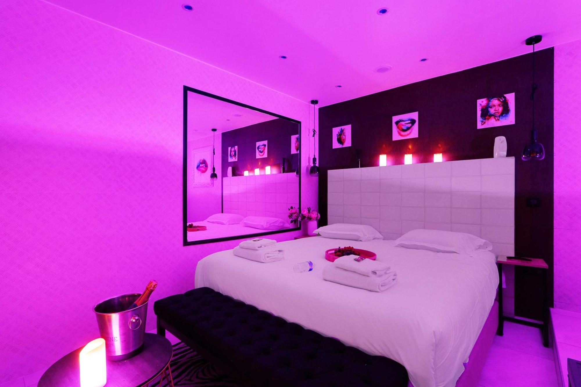 Intimate Apartment With Air Conditioner & Jacuzzi 2Br 6P Montmartre Parijs Buitenkant foto