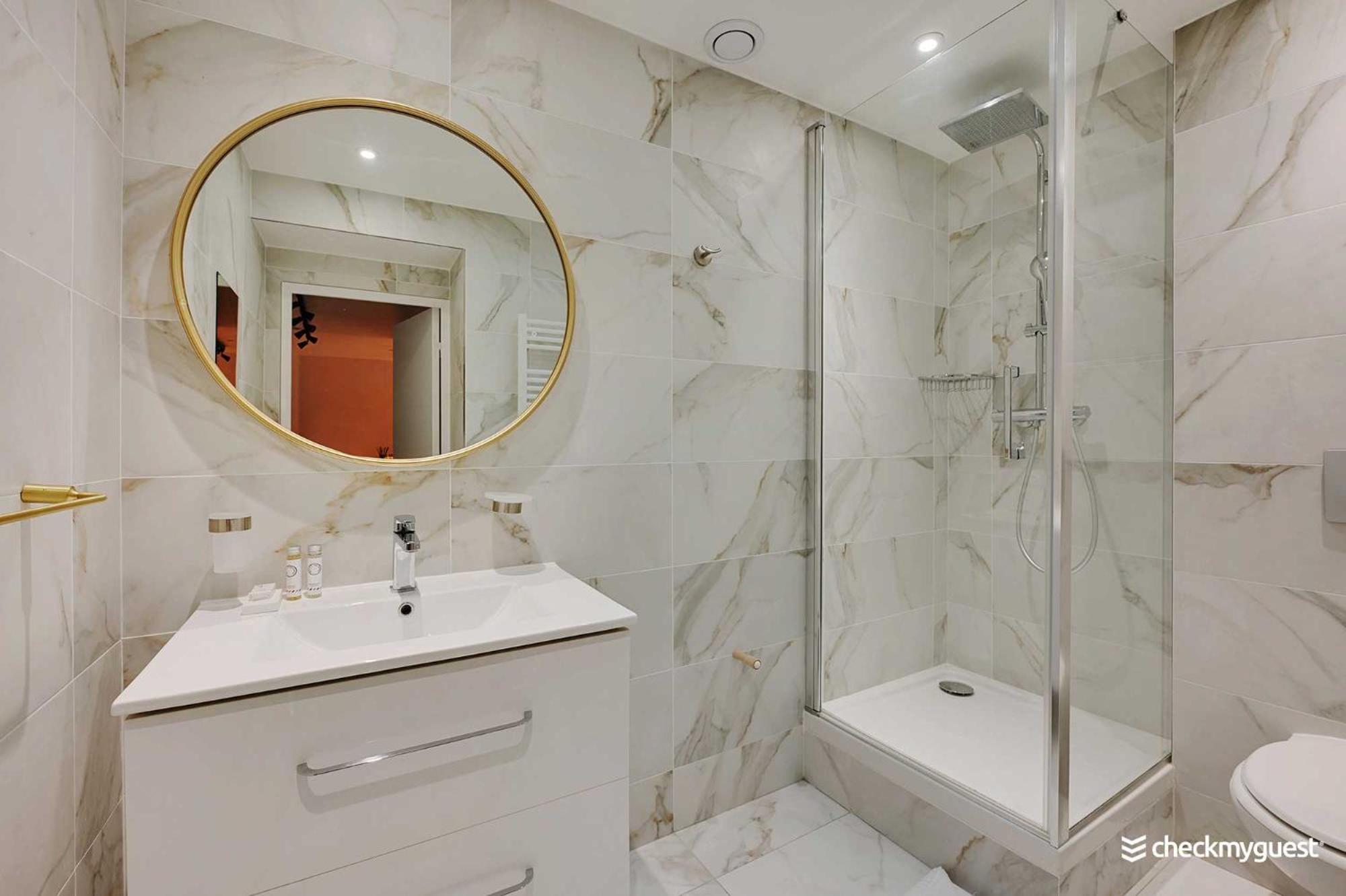 Intimate Apartment With Air Conditioner & Jacuzzi 2Br 6P Montmartre Parijs Buitenkant foto