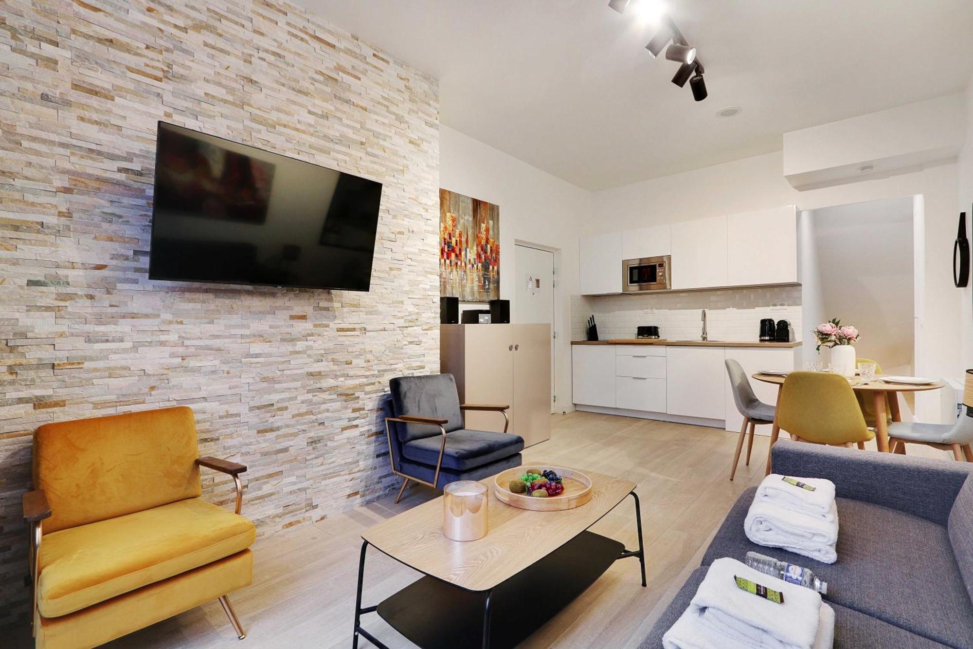Intimate Apartment With Air Conditioner & Jacuzzi 2Br 6P Montmartre Parijs Buitenkant foto