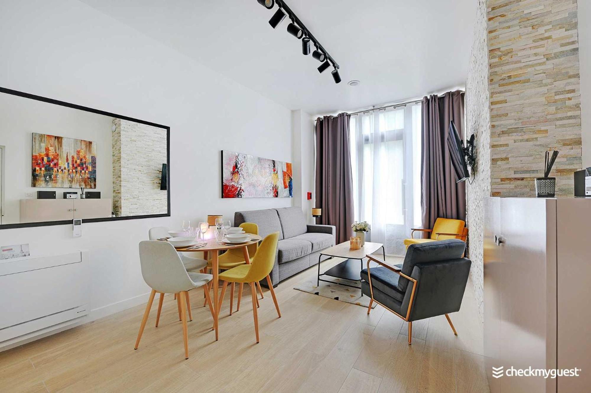 Intimate Apartment With Air Conditioner & Jacuzzi 2Br 6P Montmartre Parijs Buitenkant foto